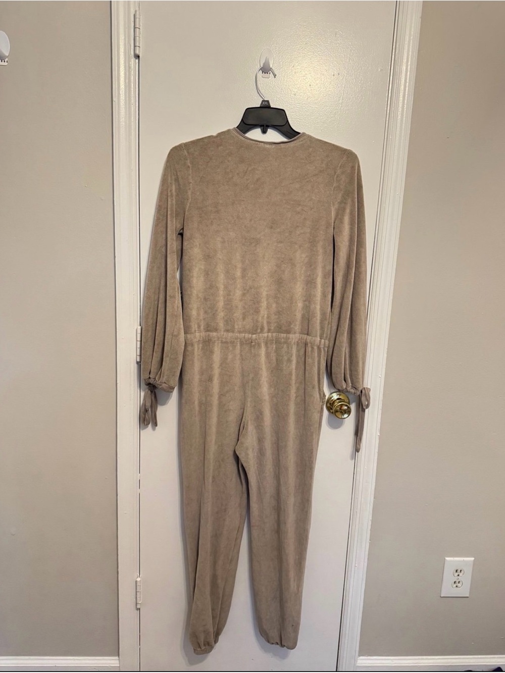 YOUNG FABULOUS BROKE FILA ONE PIECE VELOUR JUMPSUIT Size Small - Picture 3 of 8